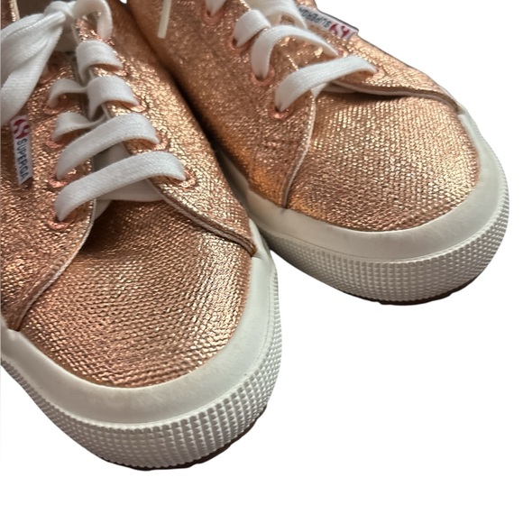 Superga Women’s Metallic Rose Gold Sneakers Size 6.5 - Picture 4 of 6